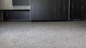 Garage floor with speckle epoxy